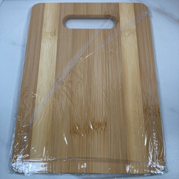 Bamboo Cutting Board with Handle - NWT - Picture 2 of 7